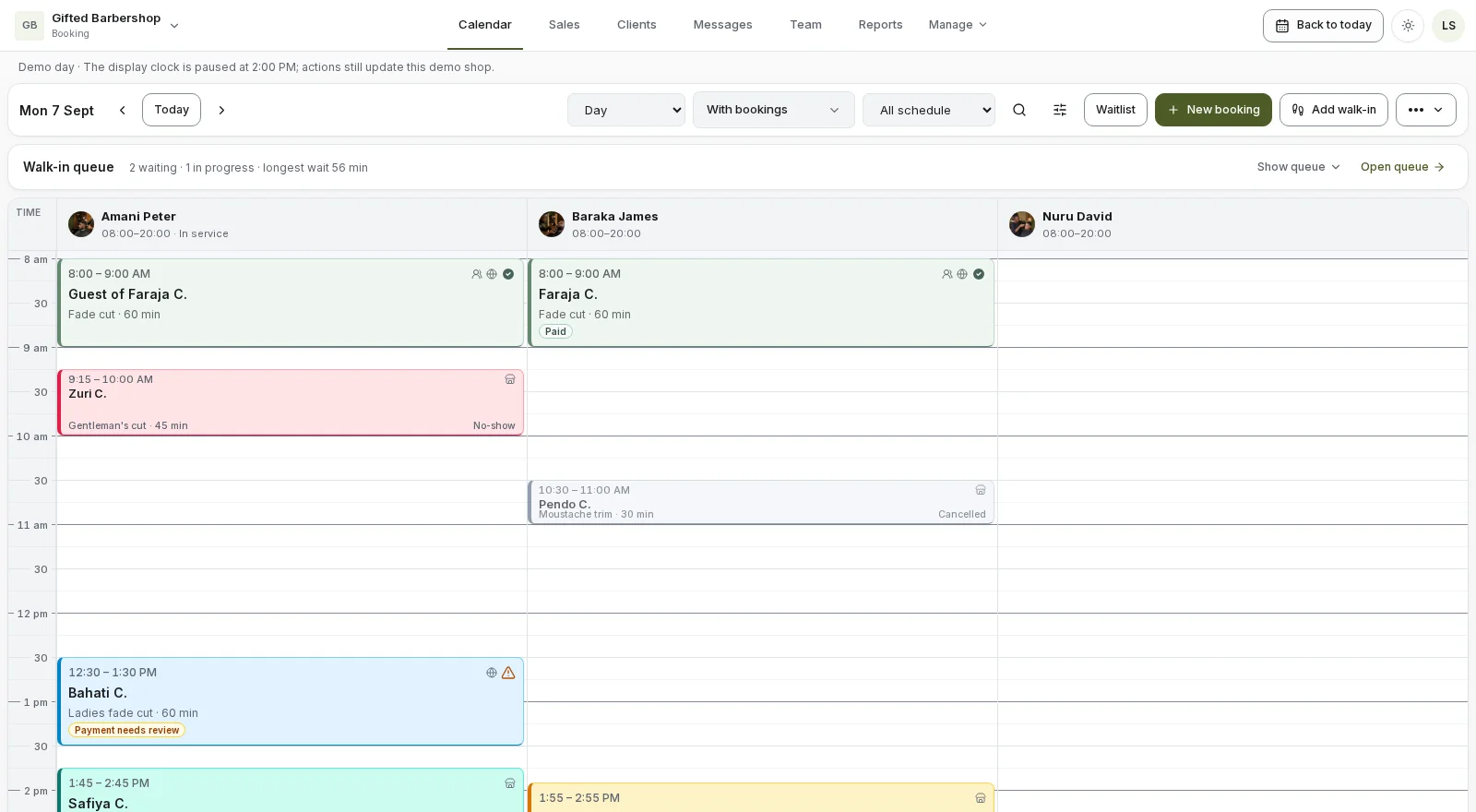 Jibisha team calendar showing appointments, staff assignments and booking statuses for a demo business.